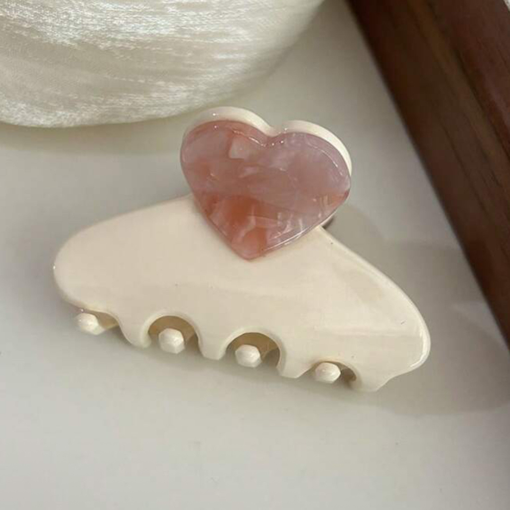 Heart Hair Claw - White