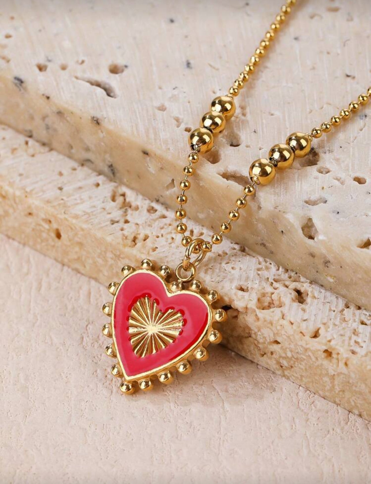 RED HEART NECKLACE