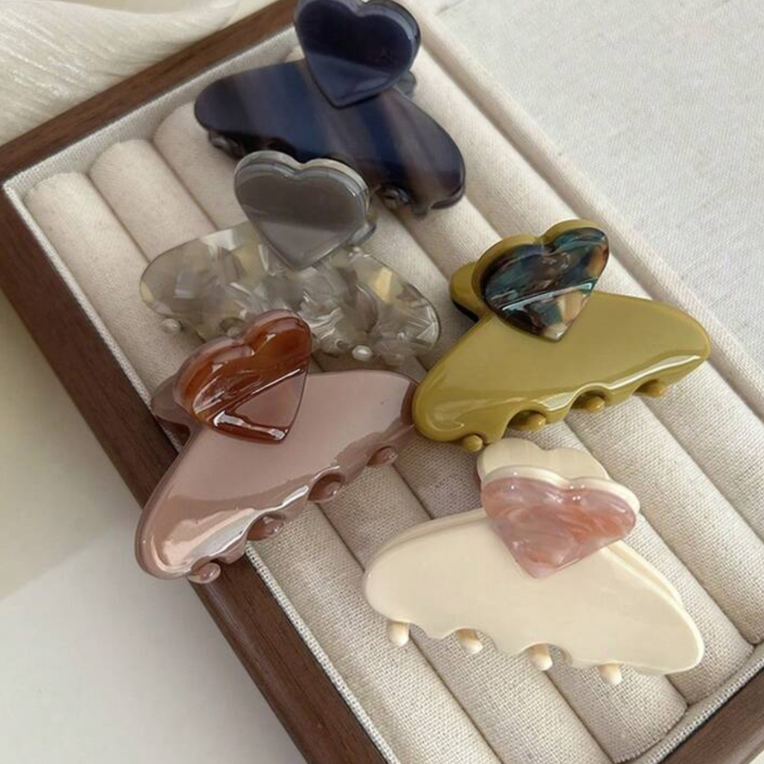 Heart Hair Claw - White