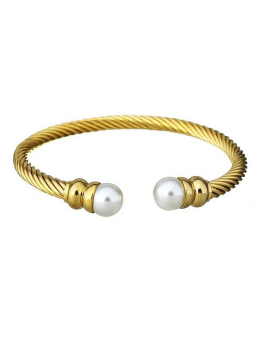 PEARL HANGOVER CUFF